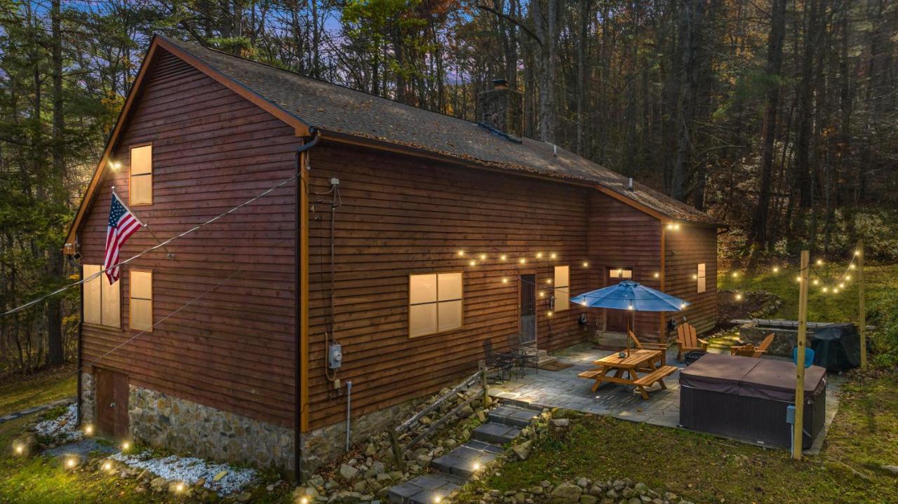 Sleepy Hollow 5Br Cabin - National Park 7 Min, Hot Tub, Fire Pit, Sleeps 12 Luray Buitenkant foto