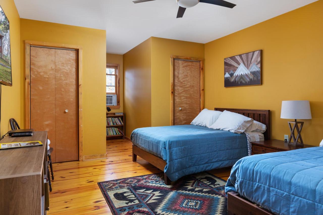Sleepy Hollow 5Br Cabin - National Park 7 Min, Hot Tub, Fire Pit, Sleeps 12 Luray Buitenkant foto